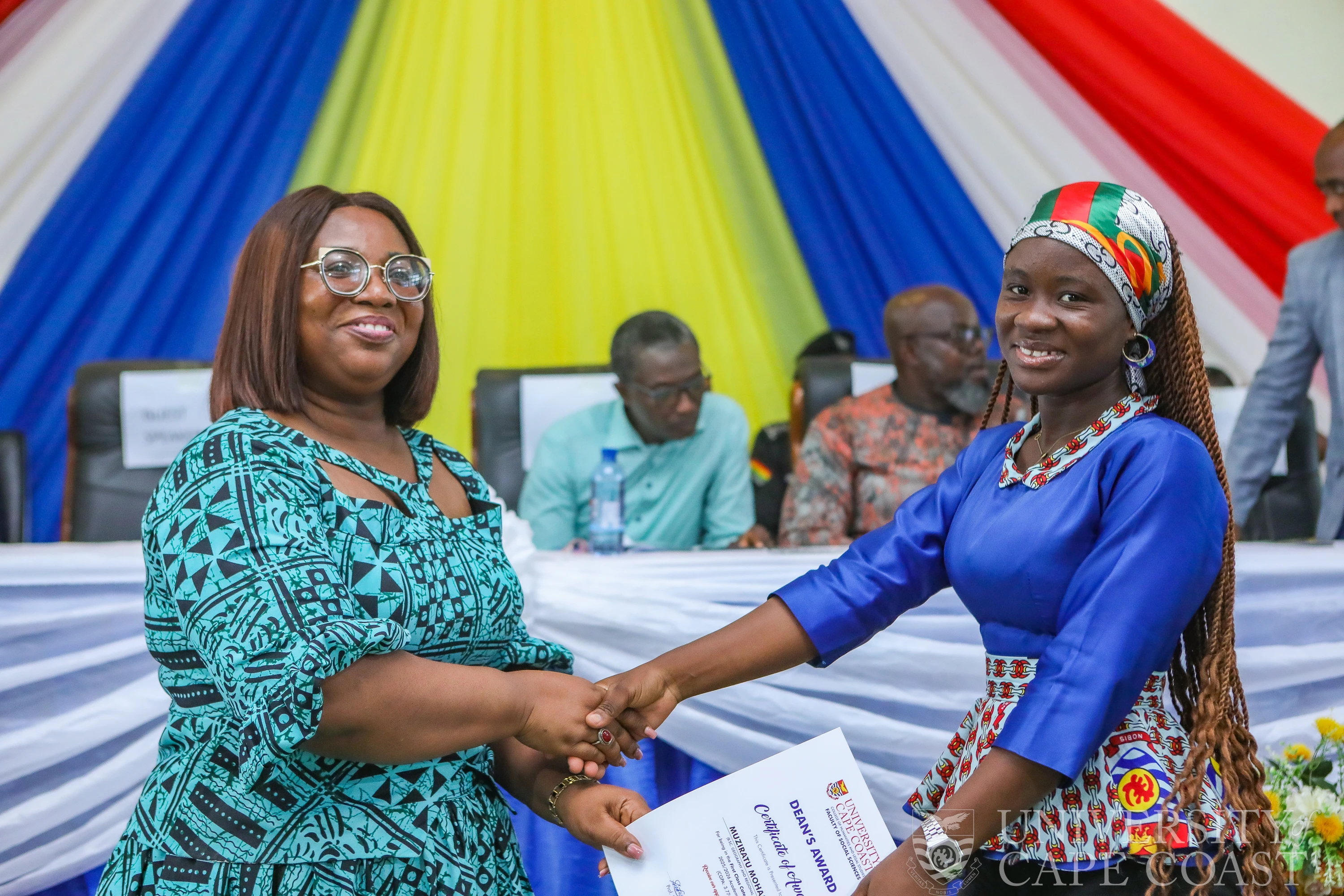 141 Students Recognised at Faculty of Social Sciences Dean’s Award