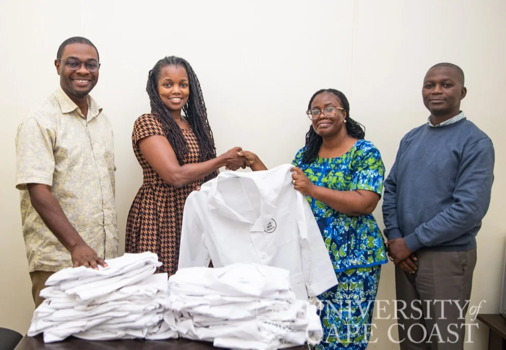 Presentation of the lab coats
