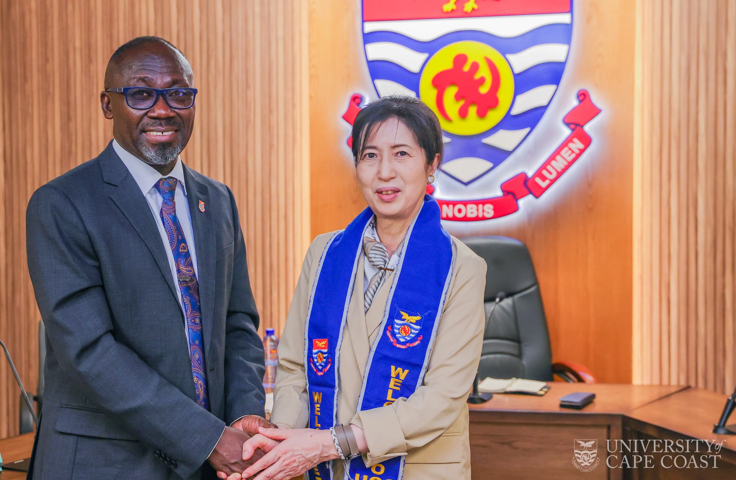 The Vice-Chancellor with the Senator
