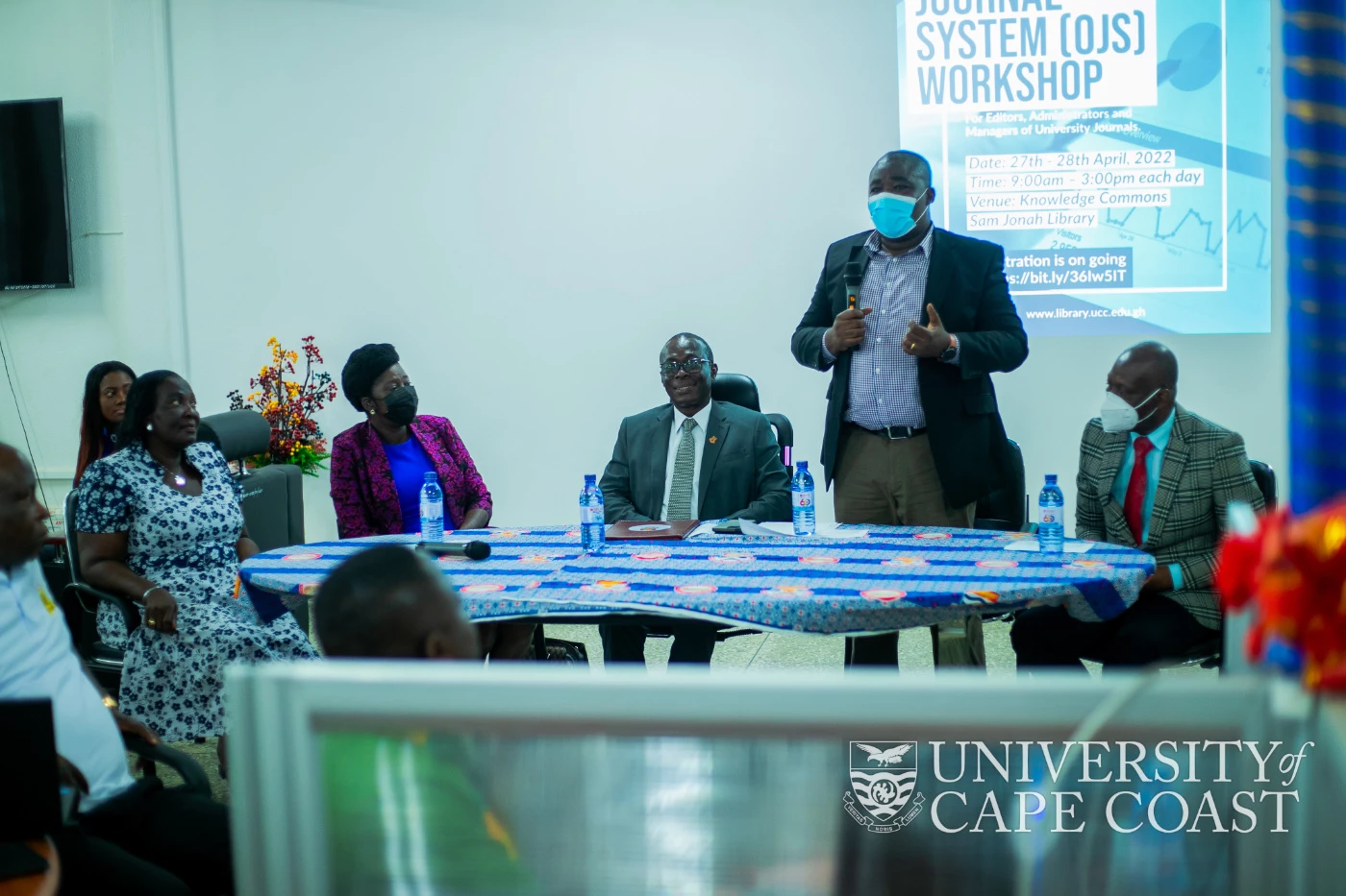 Workshop on Online Journal System Underway in UCC