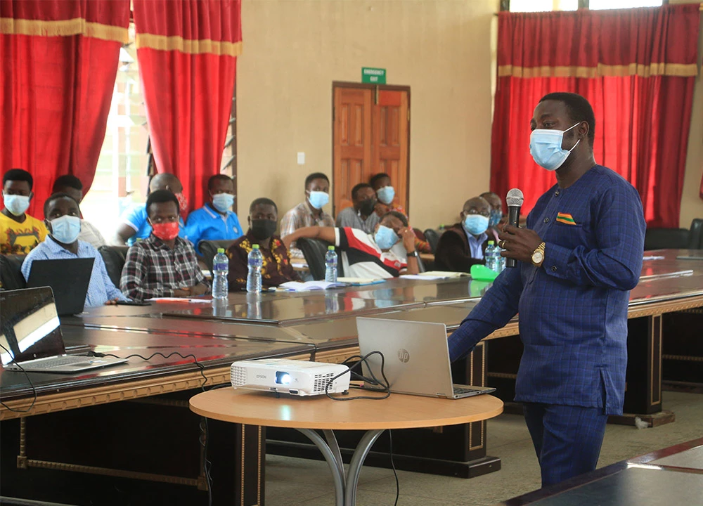Technical Universities Urged to Go Beyond Academic Publications